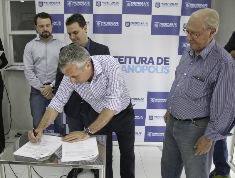 Estado assume gestão da UPA Metropolitana 