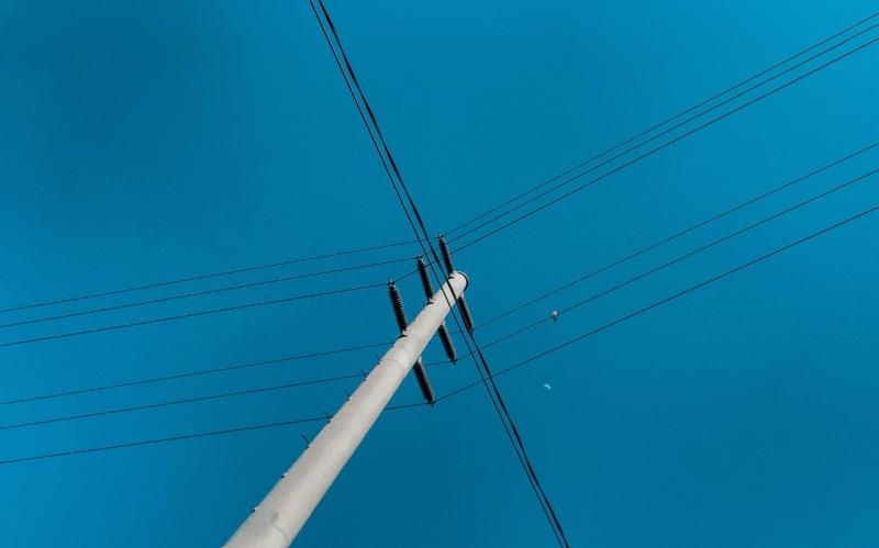 PMF promove mutirão para regularização de luz e água potável 
