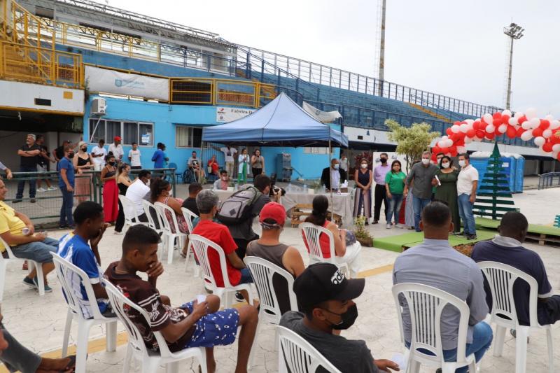 População em situação de rua é diplomada na EJA da Prefeitura de Florianópolis