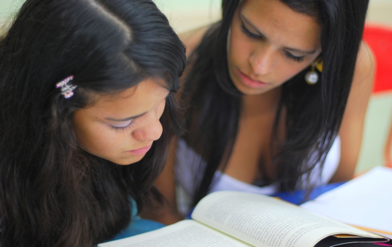 Novos projetos para a Educação de Jovens e Adultos de Florianópolis em 2012