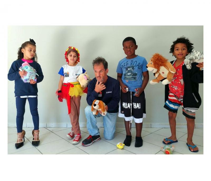 Bairro Educador monta peça de teatro com a garotada