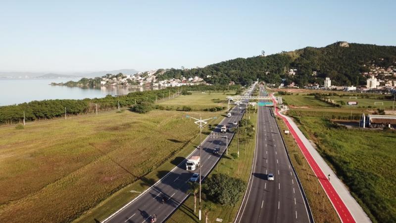 Prefeitura entrega ciclovia e passeio ao longo da Via Expressa Sul