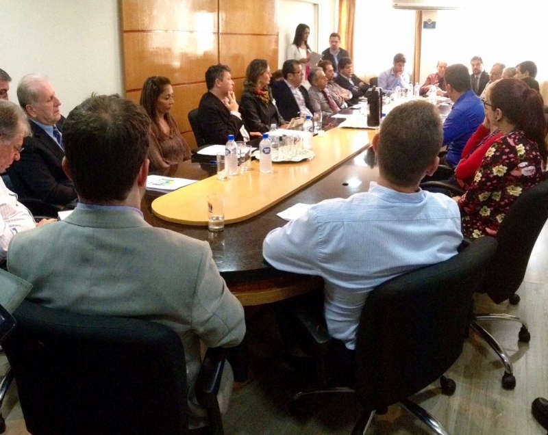 Reunião aproxima Executivo e Legislativo 