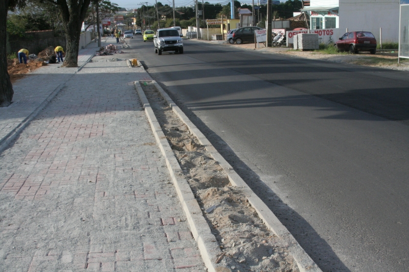 Prefeitura cumpre acordo e entrega camada asfáltica 