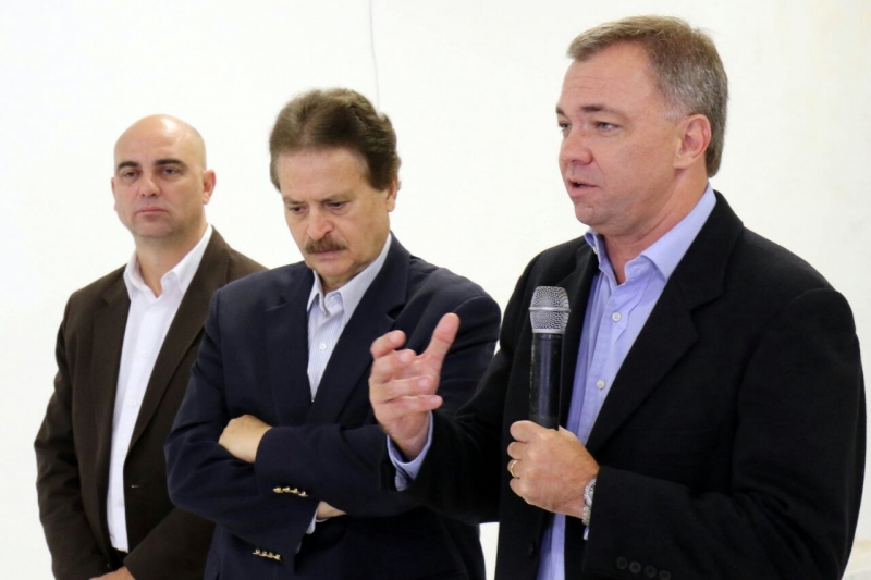 Prefeitura anuncia R$ 5 mi na Saúde para reduzir fila de espera 