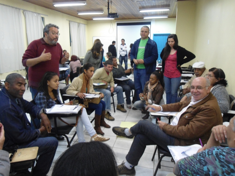 Lideranças comunitárias realizam encontro