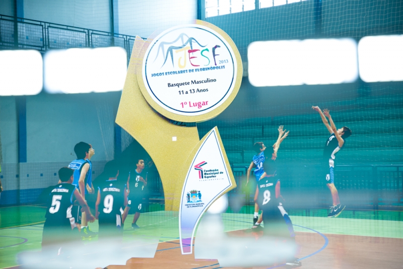 Basquete sub 16 do IEE é campeão do JESF em casa     