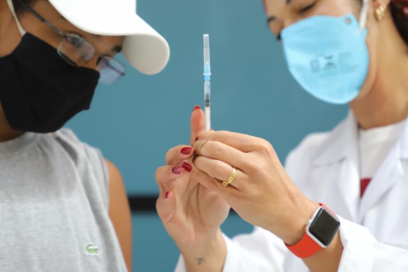 Mais de 37 mil pessoas precisam receber a D2 nesta sexta-feira (24) 