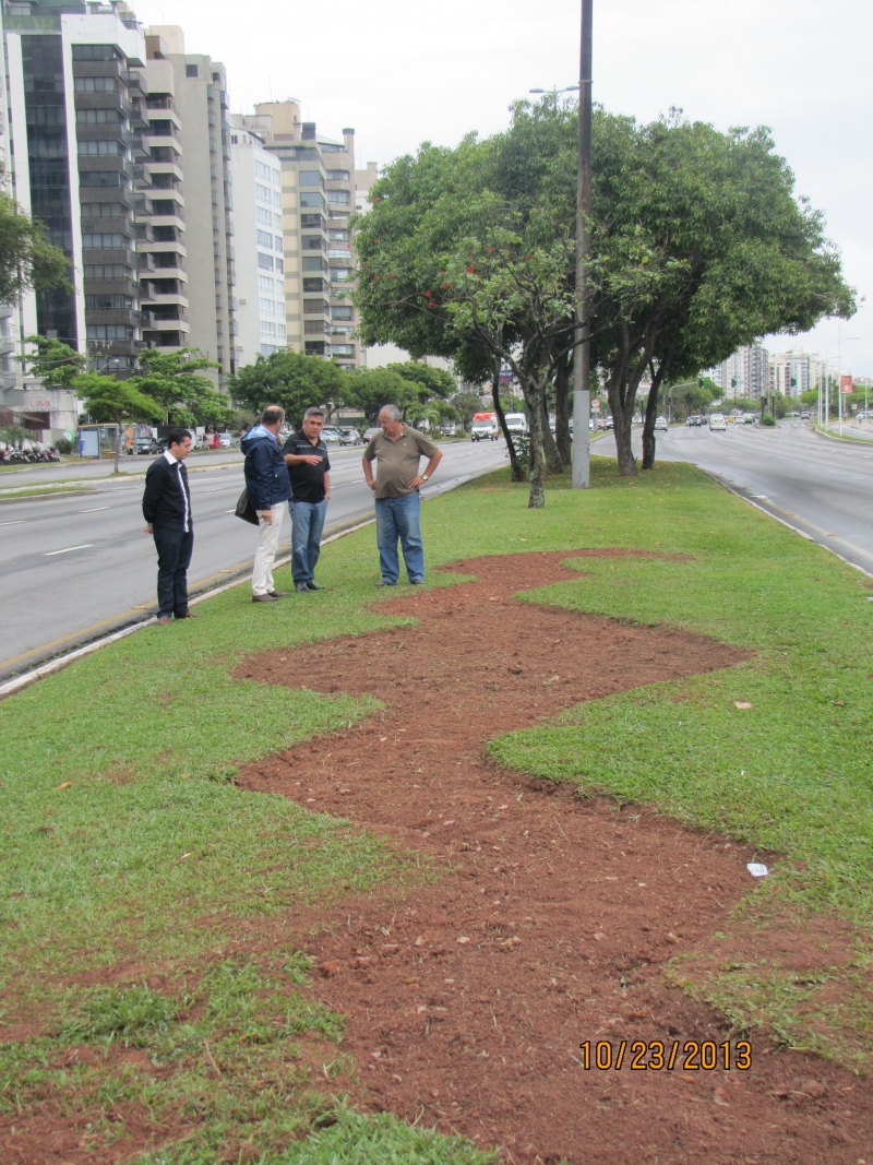 Novo conceito de canteiro na Avenida Beira Mar Norte
