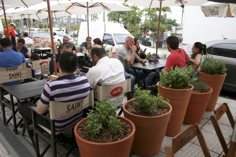 Para o Mercado não tem crise, dizem comerciantes