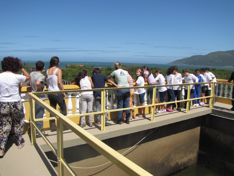 Alunos de escola municipal visitam estação de tratamento de água