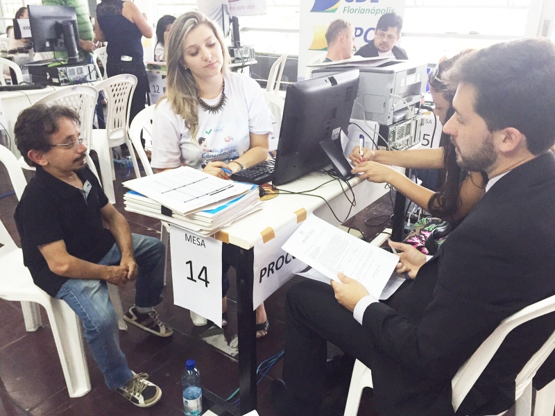 Defesa do Consumidor no Mutirão da Conciliação