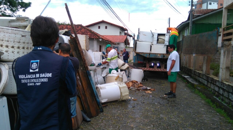 Vigilância em Saúde realiza ação de combate ao mosquito da Dengue