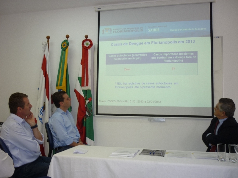 PMF lança plano de combate à dengue