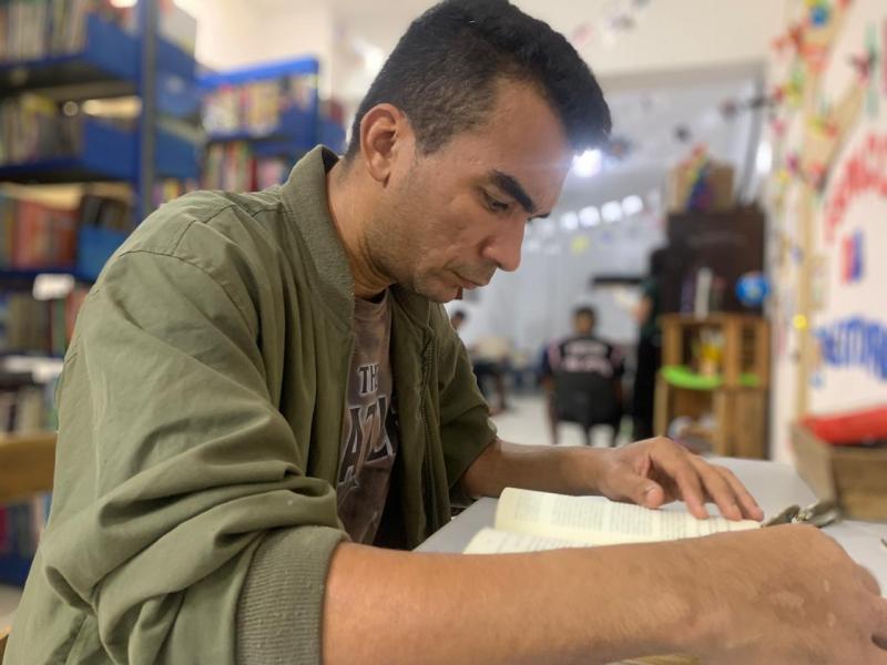 Das ruas para a EJA: Paulo mudou de vida frequentando a passarela da cidadania