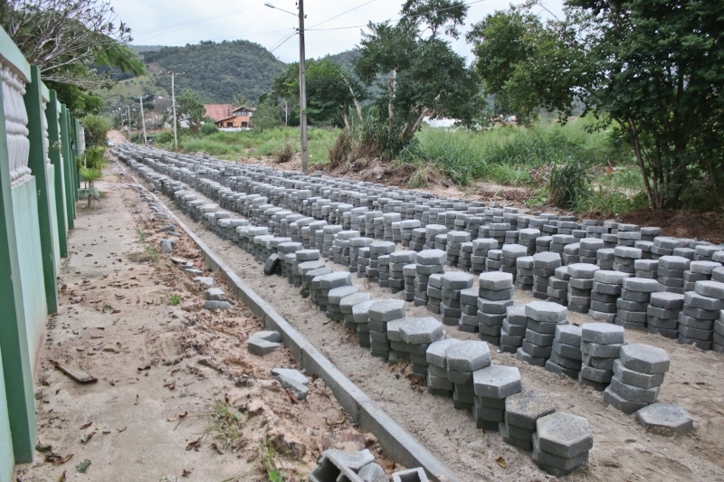 Prefeitura abre licitação para pavimentar 16 ruas