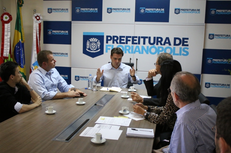 PMF lança 'Florianópolis enfrentando a crise'