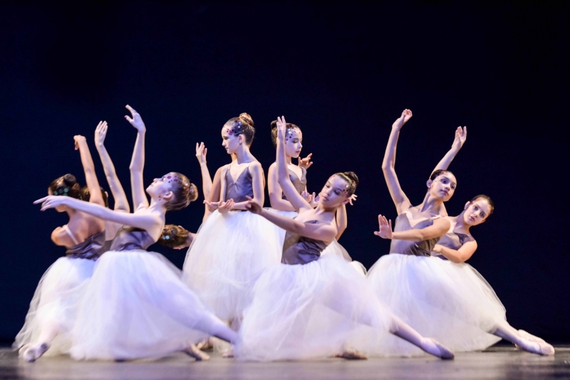 Mostra de Dança Infantil leva crianças e adolescentes ao palco do CIC