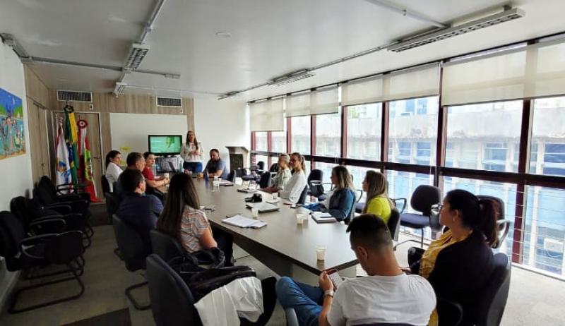 SIM-Fpolis promove terceiro encontro técnico com RTs
