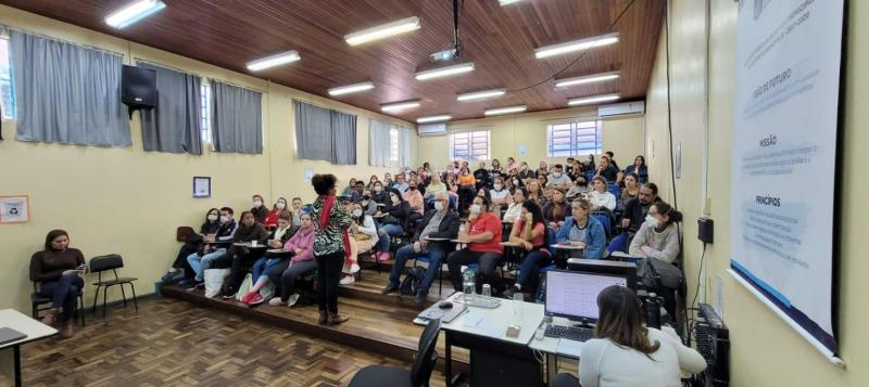 Com 2 mil estudantes com deficiência, Prefeitura de Florianópolis realiza seminário inclusivo