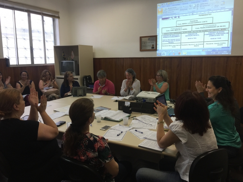 Conselho Municipal de Educação de Florianópolis vence prêmio nacional