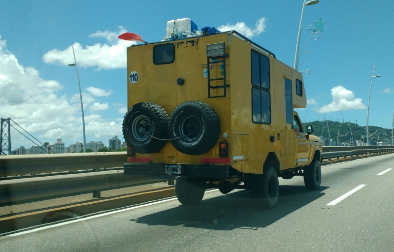 Sucesso da temporada vale matéria na Folha