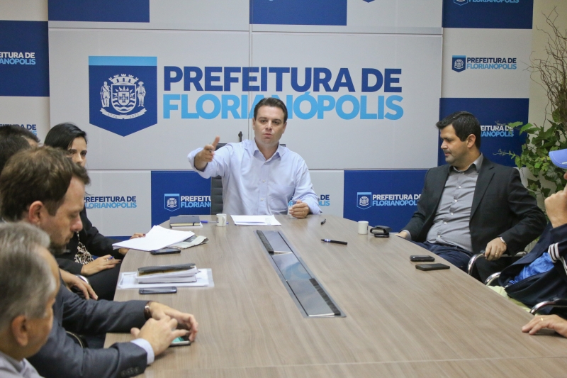 PMF tenta manter a tradição das peixarias