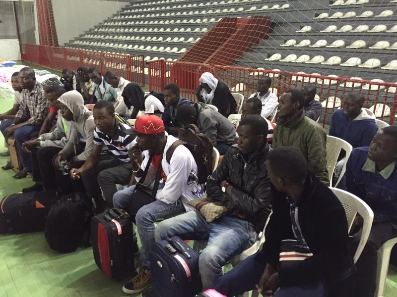 Saúde imuniza haitianos e senegaleses