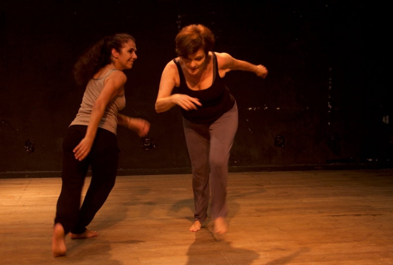 Teatro da Ubro recebe 'Narrativas em dois corpos'