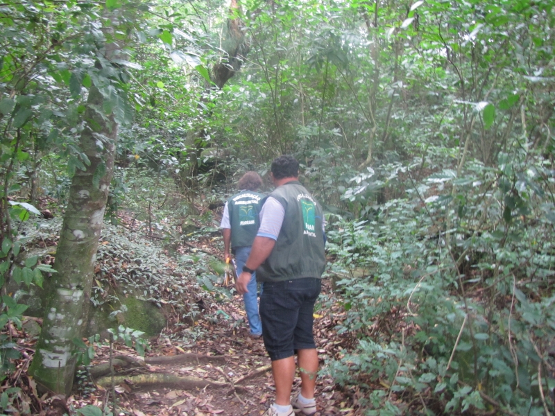 Floram faz vistoria em trecho do Morro do Mocotó