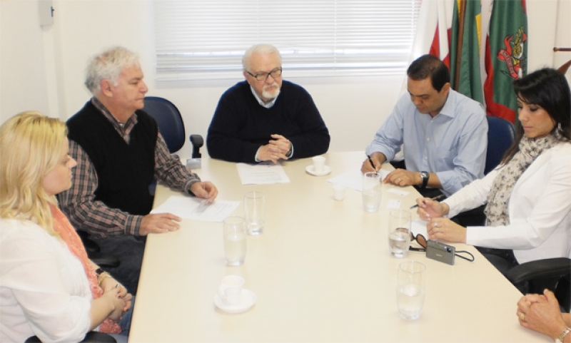 Prefeito de Limeira veio conhecer o Bem Estar Animal