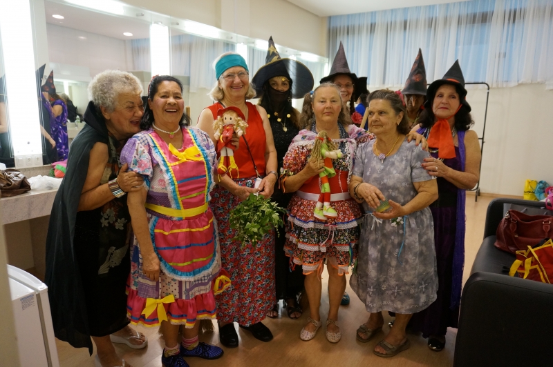 Tarde Cultural reúne mais de 900 idosos no CIC