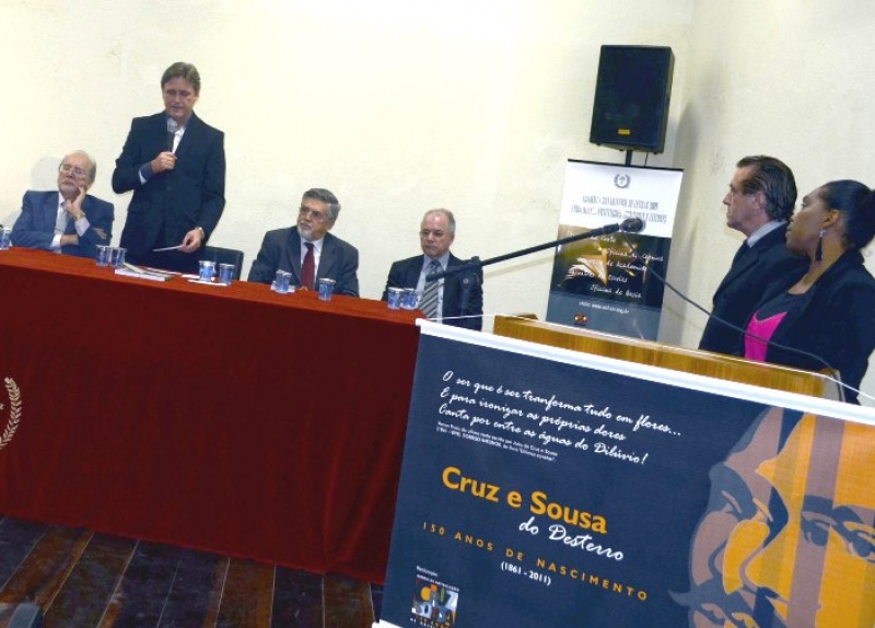 Eventos celebram sesquicentenário do poeta Cruz e Sousa 