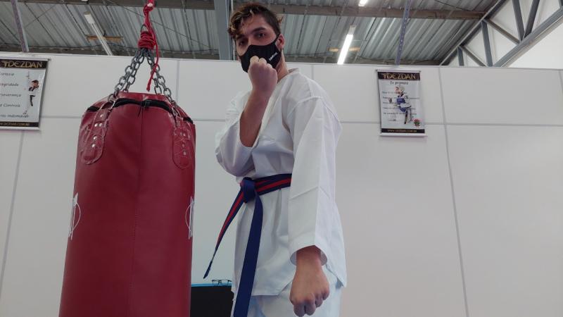 “O taekwondo do Bairro Educador me tirou do sedentarismo”