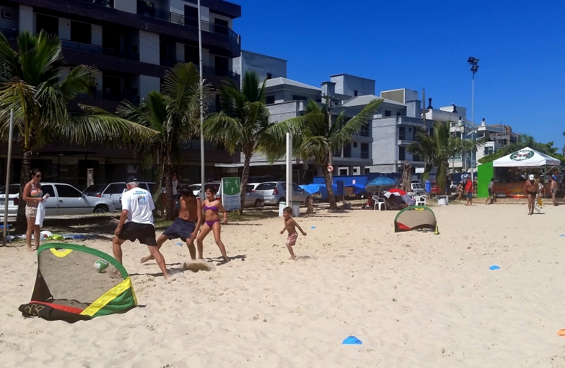 Projeto Brinca na Praia leva lazer aos balneários 