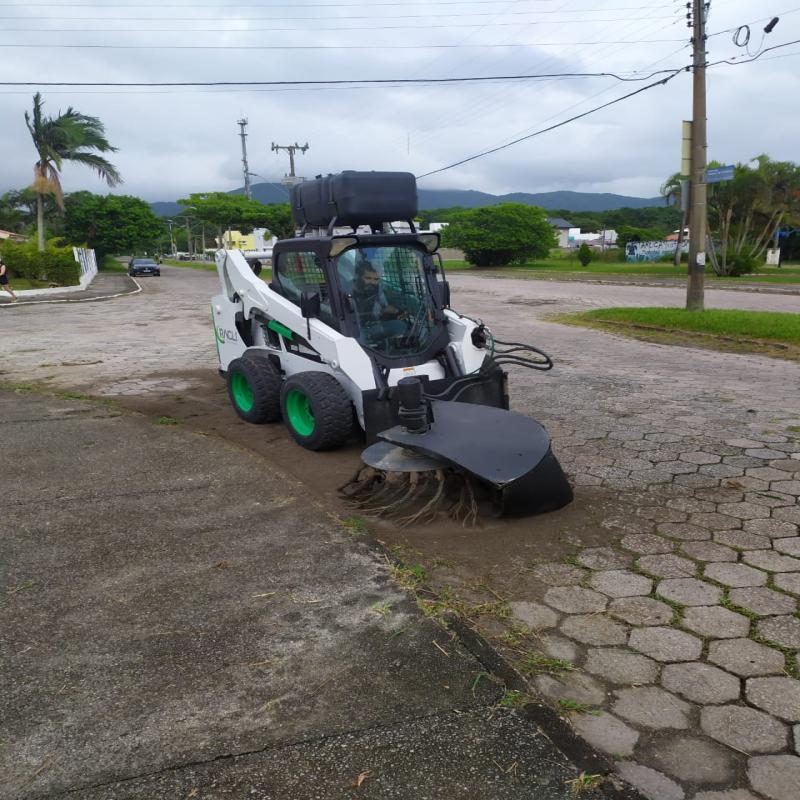 Prefeitura de Florianópolis moderniza limpeza pública