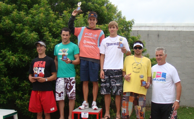Atletas de Florianópolis e Baln. Camboriú vencem prova de Aquathlon comemorativa aos 285 da capital 