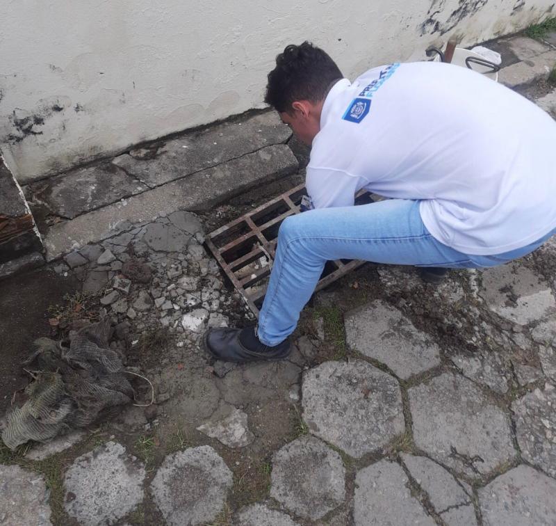 PACTO: Blitz Sanear lacra sete tubulações e lavra autos ambientais no Itacorubi
