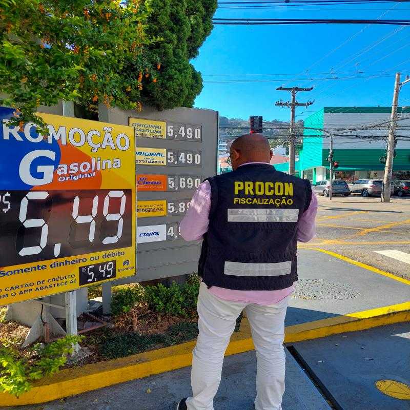 Procon de Florianópolis divulga valor médio de combustíveis na Capital em “Mutirão do Preço Justo”