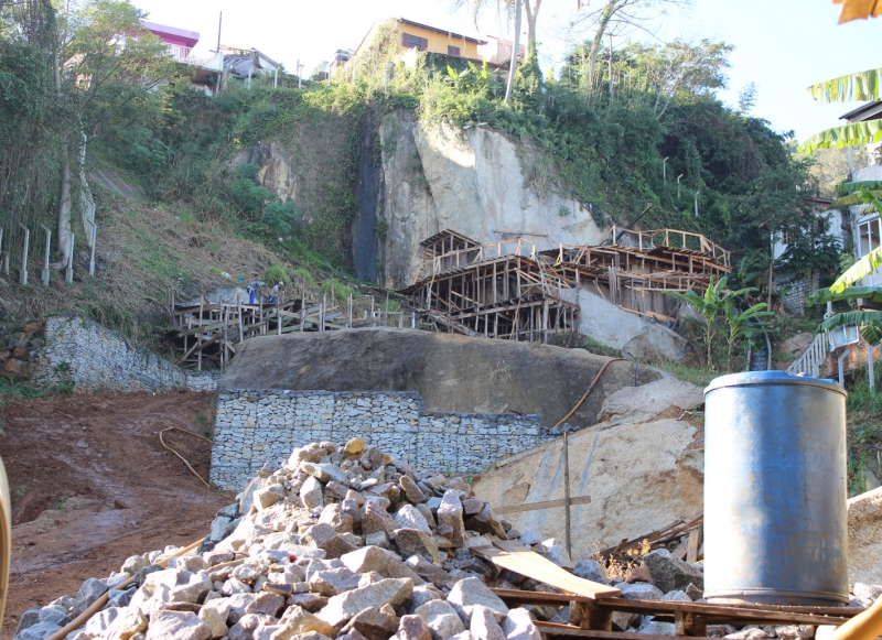 SMHSA vistoria obra de  contenção na Mariquinha