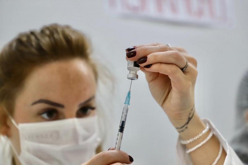 Florianópolis aplicará segunda dose contra Covid-19 nesta terça-feira