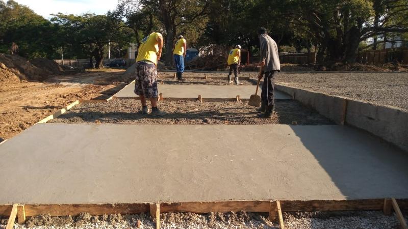 Prefeitura intensifica obras da Praça Santos Dumont, na Trindade