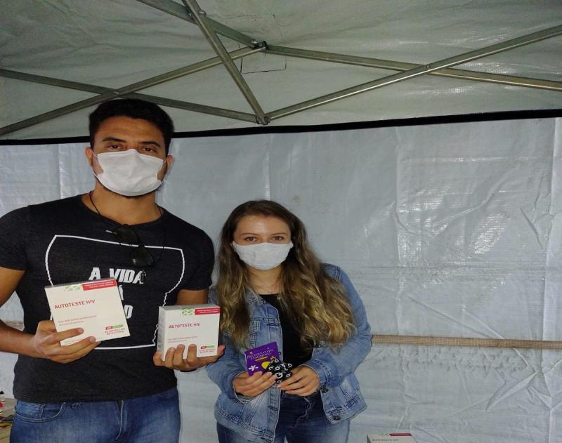 Ponto de vacinação da UFSC terá testagem de HIV na tarde desta quinta 