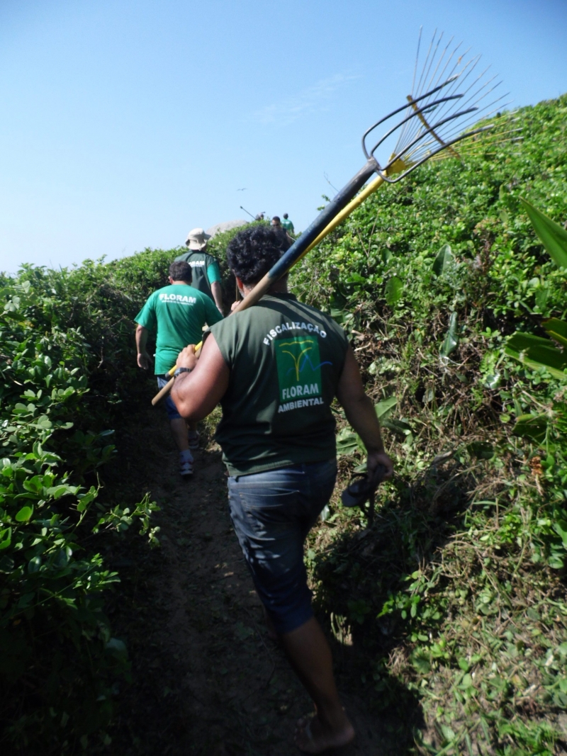 Parque da Galheta passa por serviços de limpeza