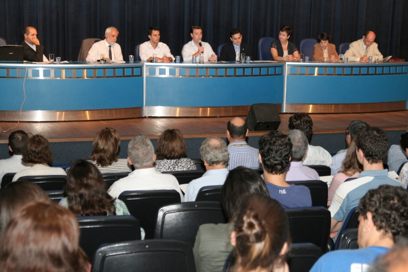Secretaria presente no Seminário da Cidade 