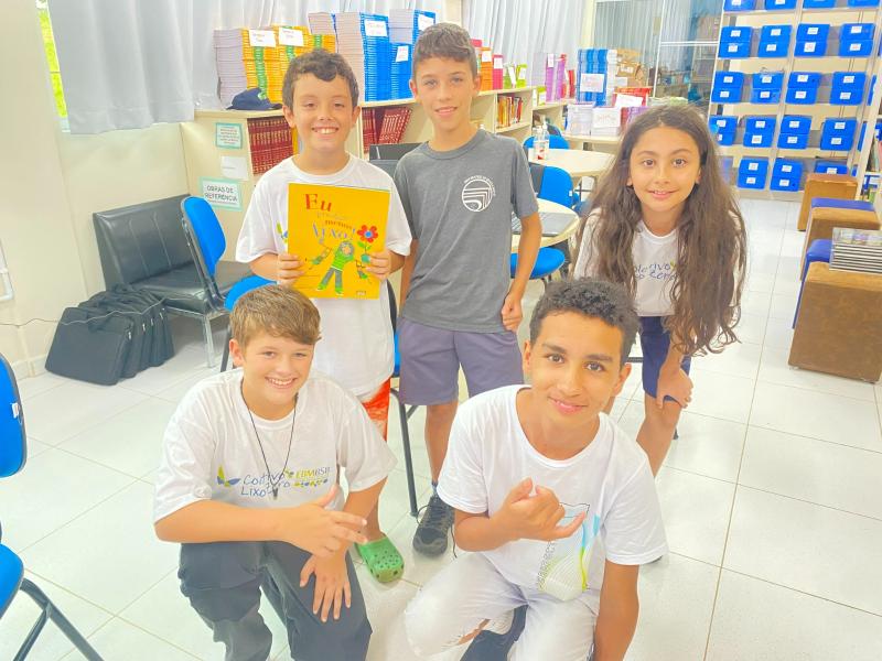 Projeto de escola municipal no Pantanal desenvolve práticas de Educação Ambiental e produz podcast com estudantes