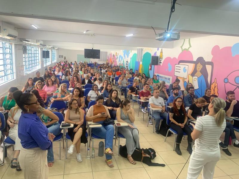 Tecnologia assistiva irá beneficiar cerca de 3000 estudantes da Educação Especial na rede pública de Florianópolis
