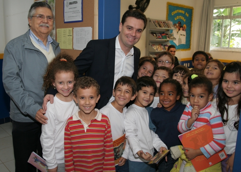 Cesar e secretário Rodolfo visitam escolas do Sul da Ilha