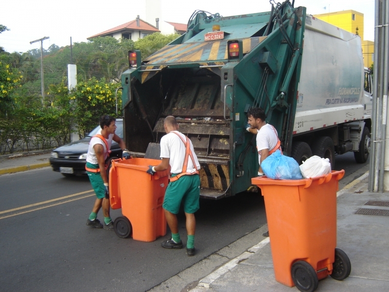 Conselho Municipal debate solução integrada para o lixo na Grande Florianópolis