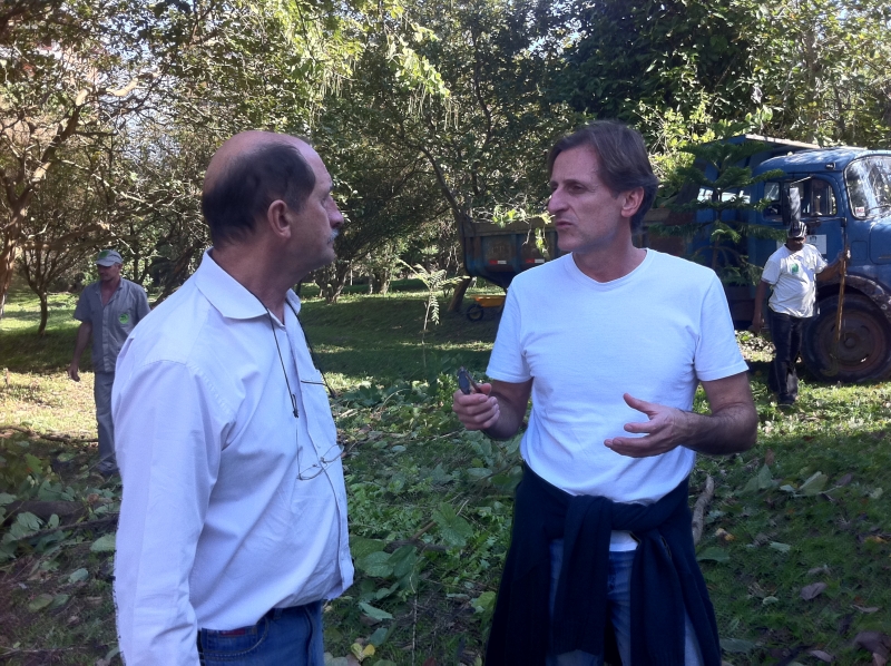 Engenheiro Agrônomo da Floram comanda ação no Parque da Luz